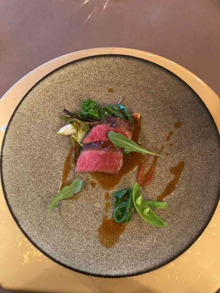 試食会メインの牛イチボ。