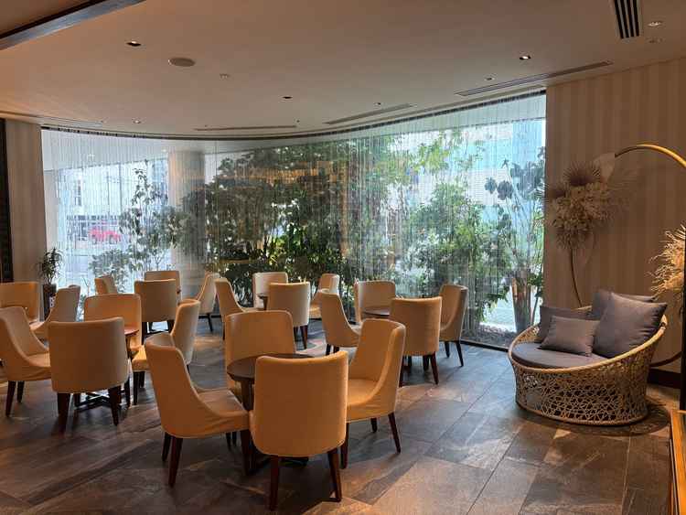 待合室はとても広く、ゲストがゆったりと過ごせそうだと思いました。