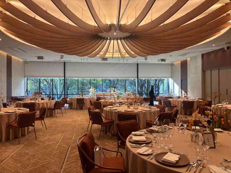 披露宴会場です。洗練された雰囲気でした。