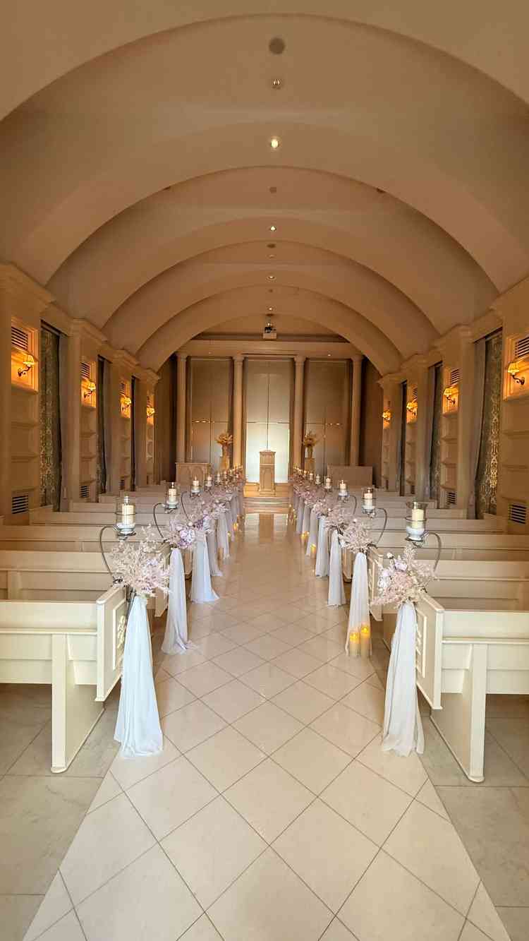 ホワイトハウスやチャペルです。落ち着いた雰囲気でかつ厳かな感じで、心が暖かくなるような空間でした。