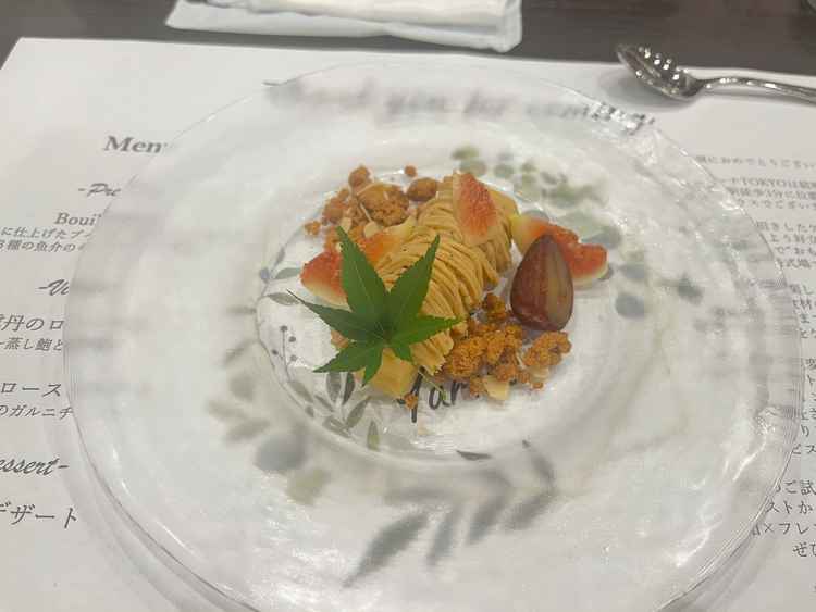 デザートです。栗がとてもおいしかったです。