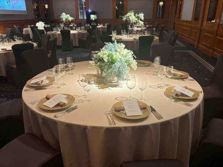 スターの会場のテーブルセットです。