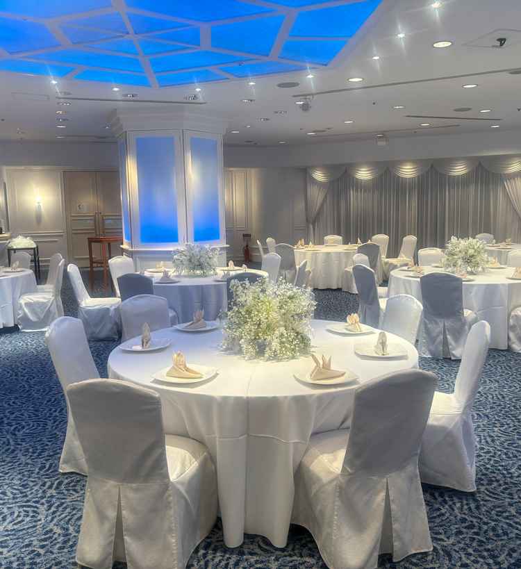 披露宴会場
