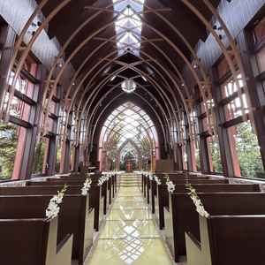 ガラスのチャペル