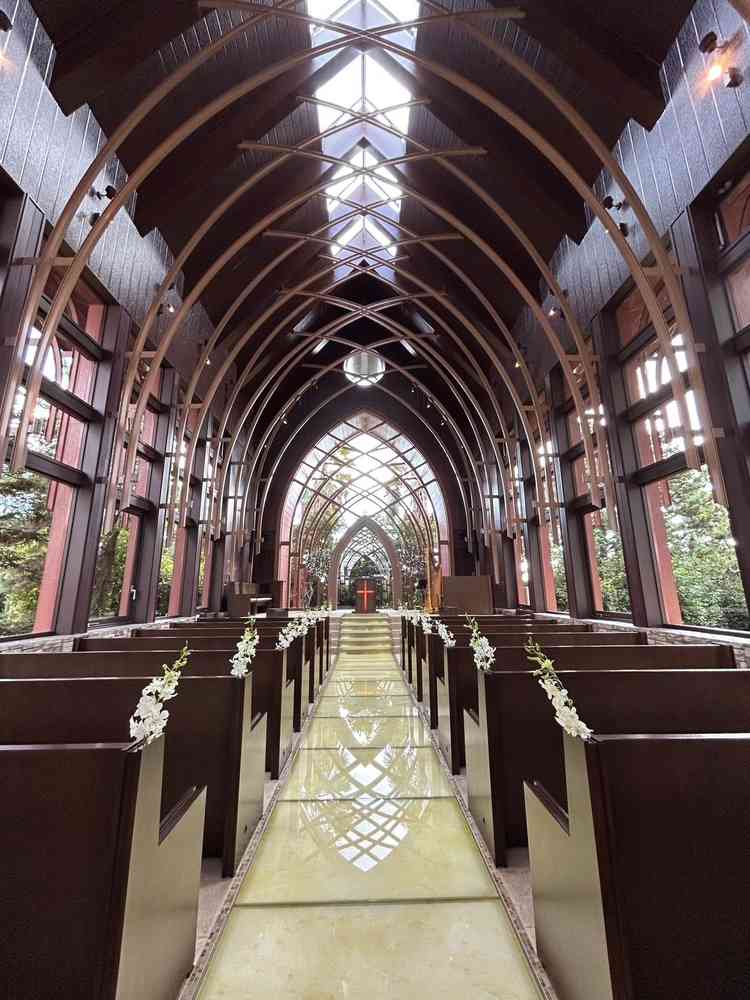 ガラスのチャペル