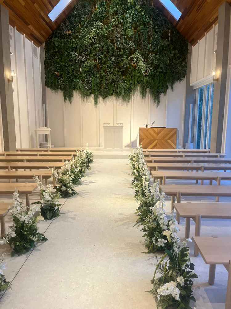 チャペルです。シンプルでカジュアルな印象でした。