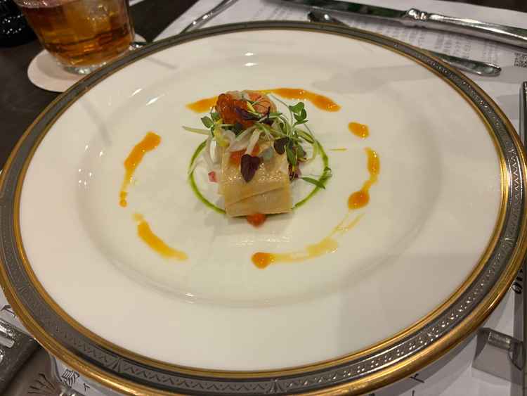 前菜の料理です。大変美味しかったです。