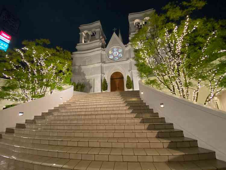 チャペル外観になってます。