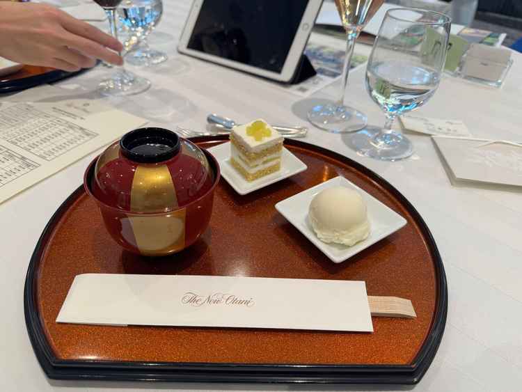 三種類のデザート