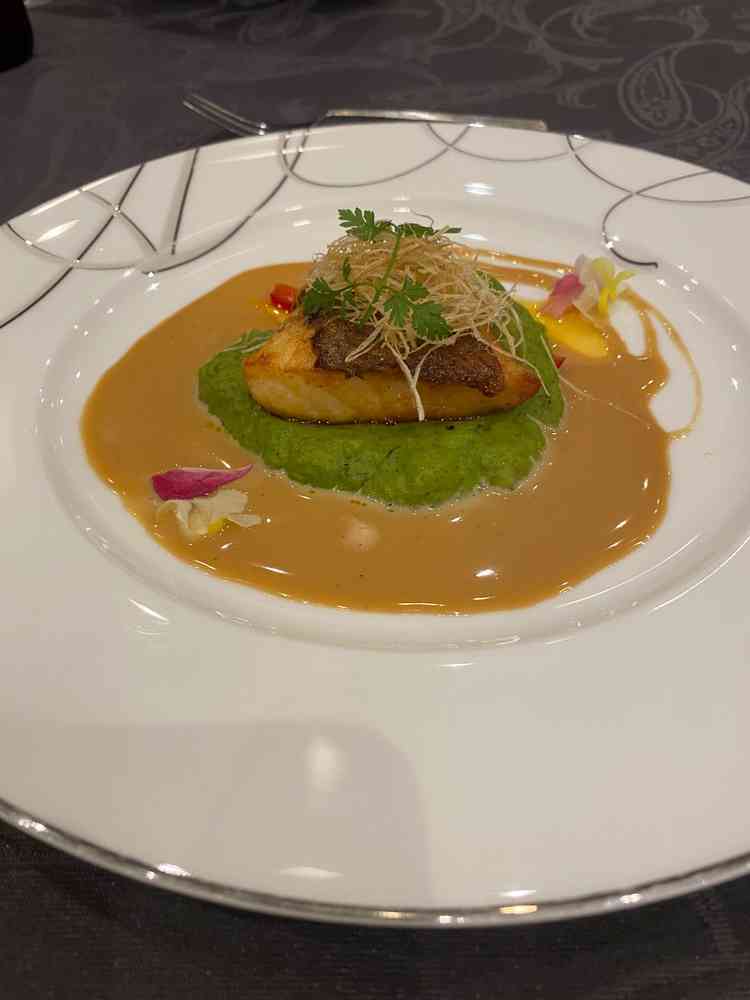 料理はグレード別な会場がほとんどと聞く中で、グレード別に分かれていないシステムは安心感がありました。