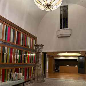 廊下　神戸ポートタワーのオブジェがありました