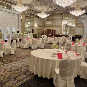 披露宴会場　ヴェルサイユ