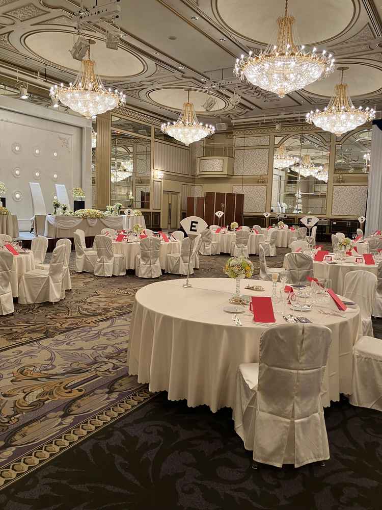披露宴会場　ヴェルサイユ