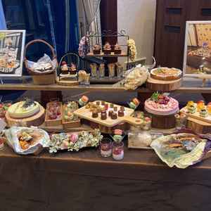 デザートブッフェ時のイメージ。種類も多く、見ているだけで楽しかった。