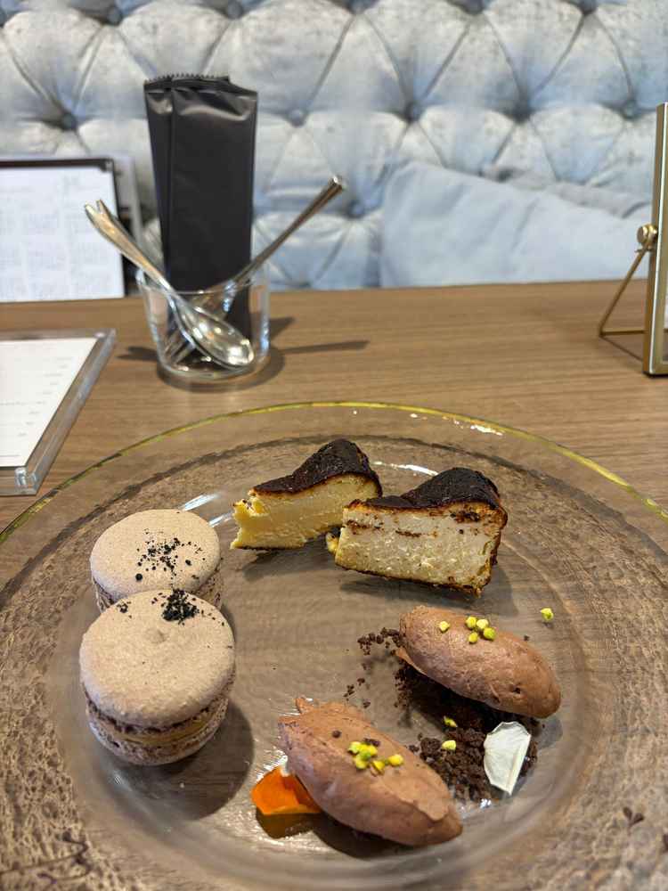 試食のデザート