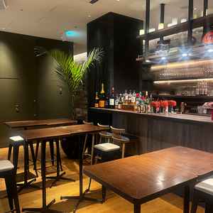 ウェルカムスペース。開放的でカジュアルな雰囲気。