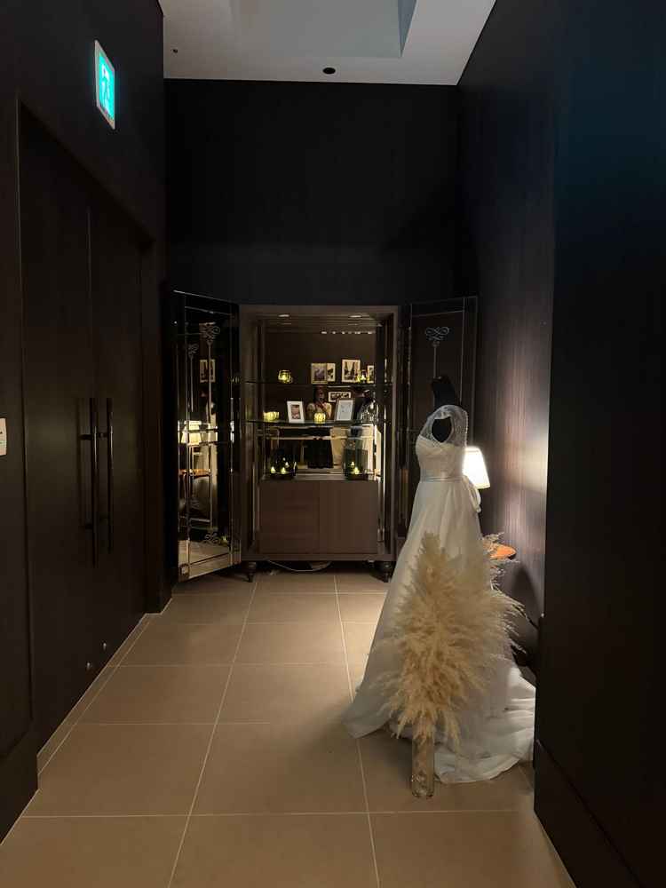 披露宴会場 LUNA HALL 入口