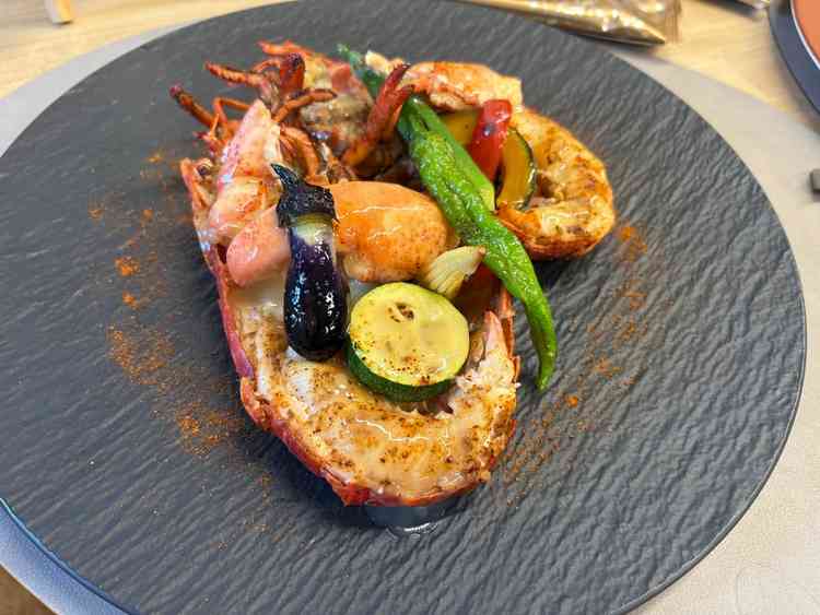 試食