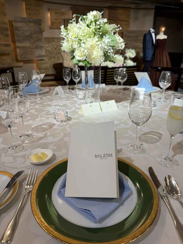 試食会のテーブルの写真。小物類もおしゃれで素敵だった。