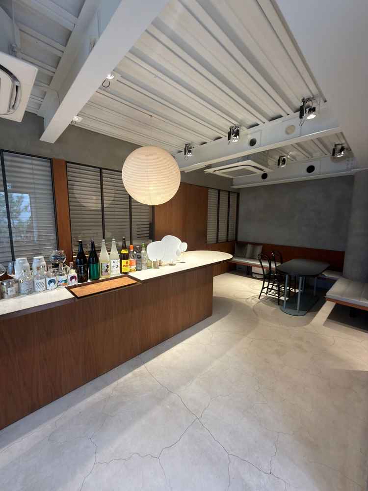 同じく打ち合わせのお部屋で、カフェのような空間をイメージして作られたそう。