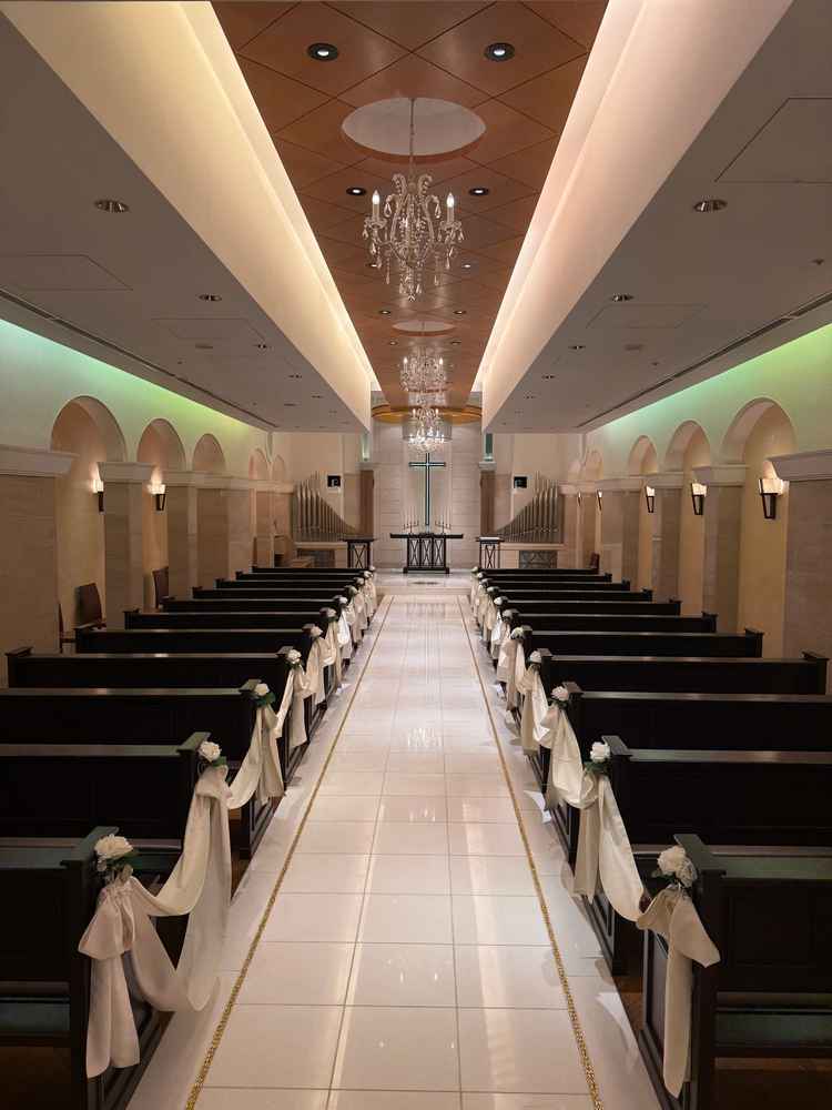 落ち着いた雰囲気のチャペル