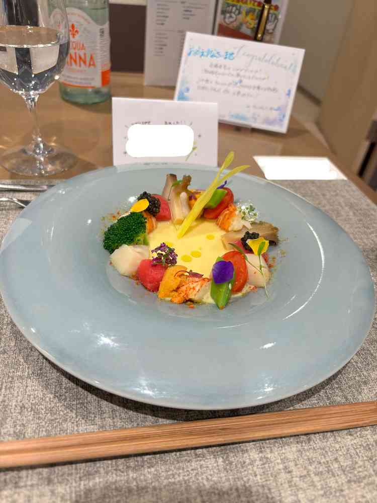 ご試食させていただいた前菜の食品ひとつひとつに拘りが感じられ大変美味しくいただきました。