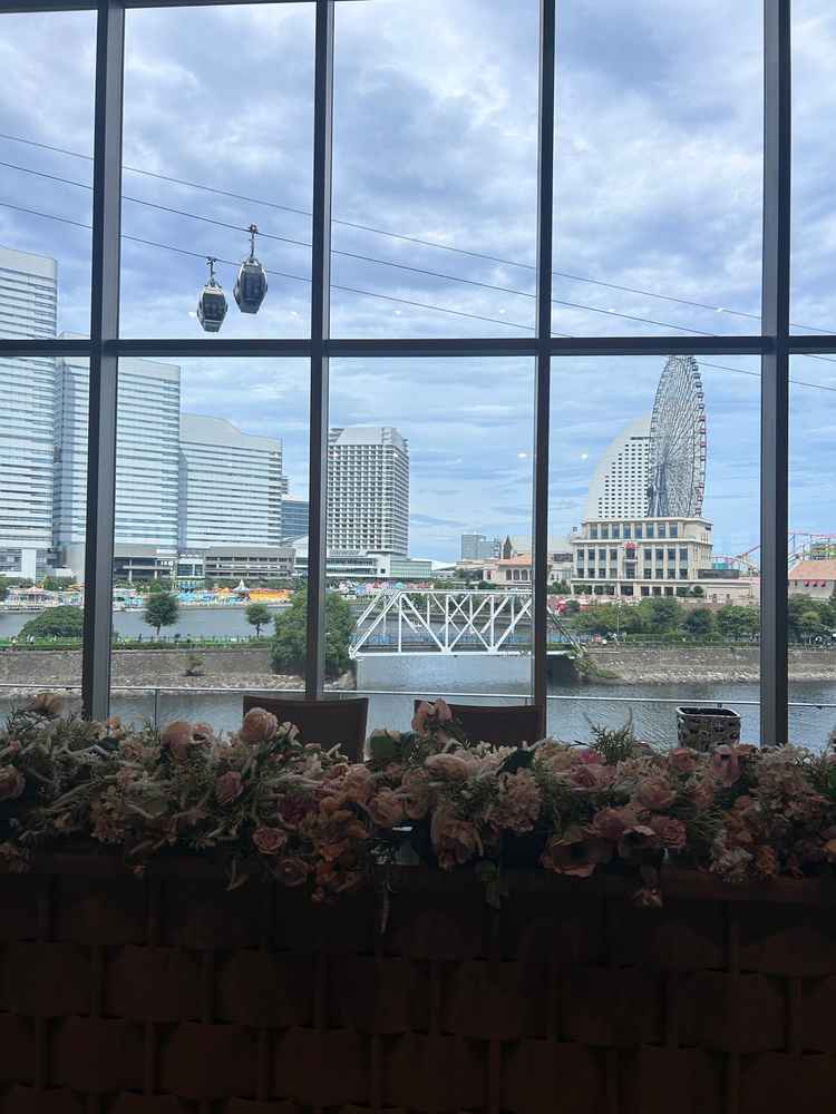 披露宴会場からは、みなとみらいの眺望を満喫できます。