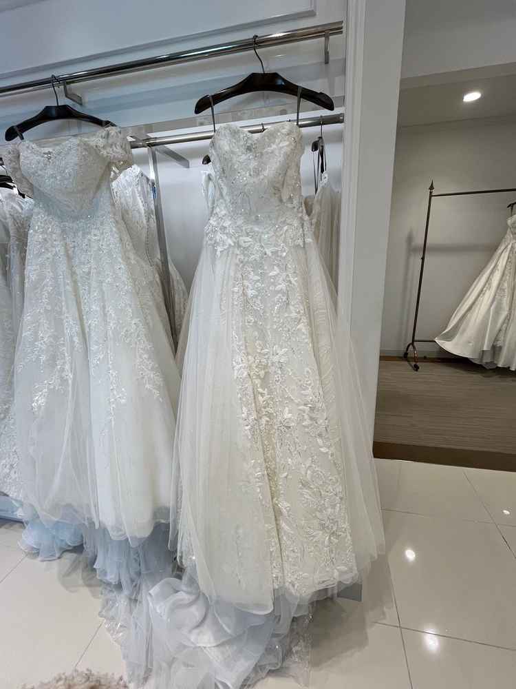 ウエディングドレス選び