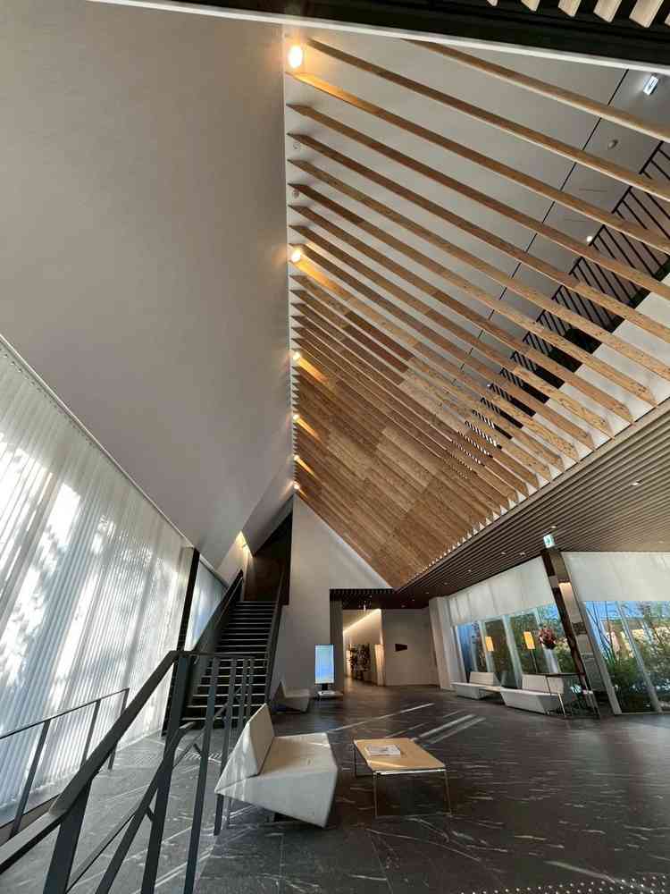 エントランスから他の式場と異なるテイストであることがよく伺えました。