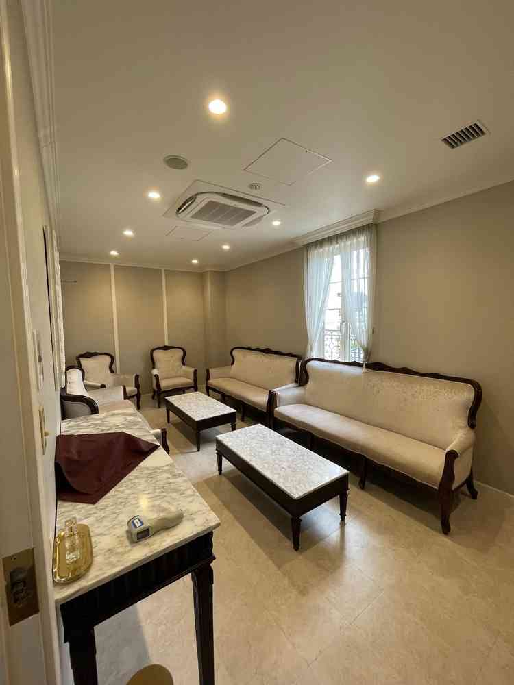 親族の控室です。新郎新婦それぞれ1部屋ずつありとても珍しいと感じました。