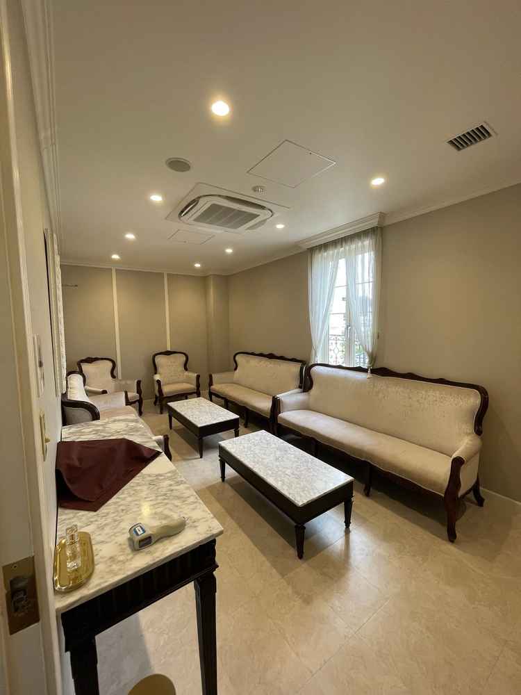 親族の控室です。新郎新婦それぞれ1部屋ずつありとても珍しいと感じました。