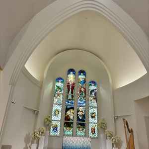 挙式がすごく素敵でした。挙式内にムービーを流すことができるのも素敵でした。