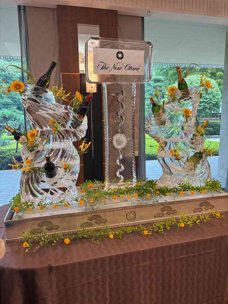 氷のオブジェ