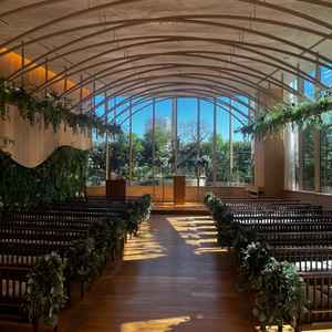 チャペル。右から見た時、左から見た時、前から見た時全ての画角で素敵。