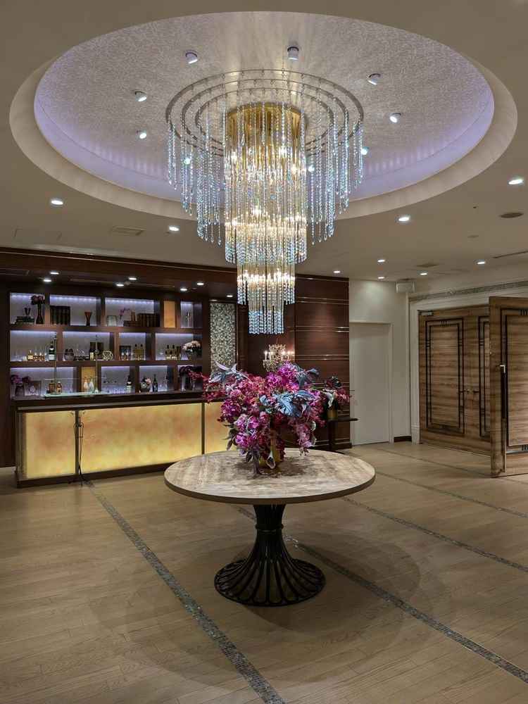 ６F披露宴会場のロビーです。こちらは上品な雰囲気でした。