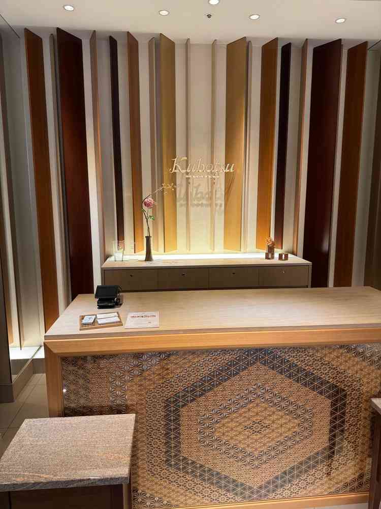 九州の伝統工芸が活かされたエントランス