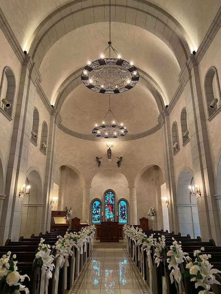 プラハの教会をイメージしたチャペル