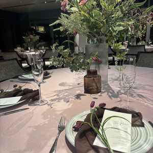 テーブルが広く最大10人掛けまで対応できるとの事で盛り上がれて良いと思います。