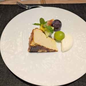 フェアのフルコース試食の締めのチーズケーキ。とっても美味しくて、併設のカフェで食べられます。