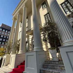 外観です。午後の光がとても綺麗です。