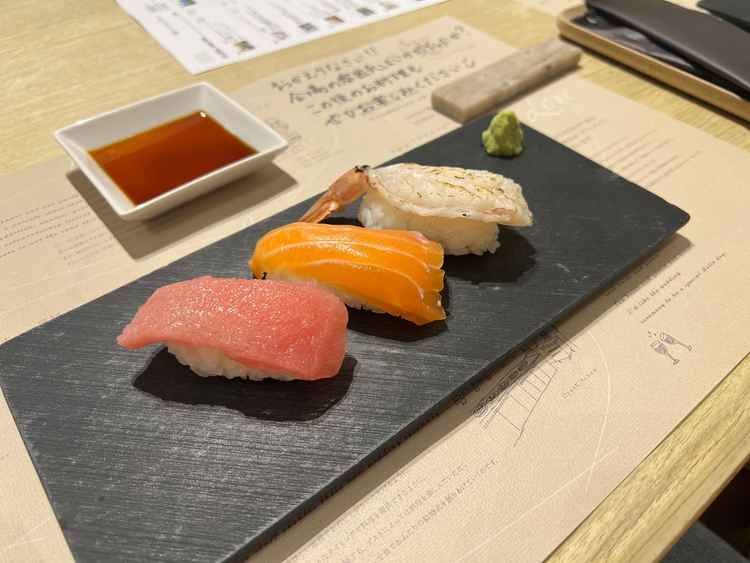 お寿司が好きと話しただけで特別に出していただけて驚きました！嬉しかったです。