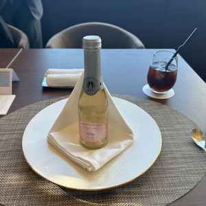 引き出物になる席札代わりのお酒ギフト(見本)