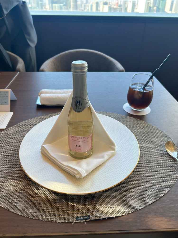 引き出物になる席札代わりのお酒ギフト(見本)