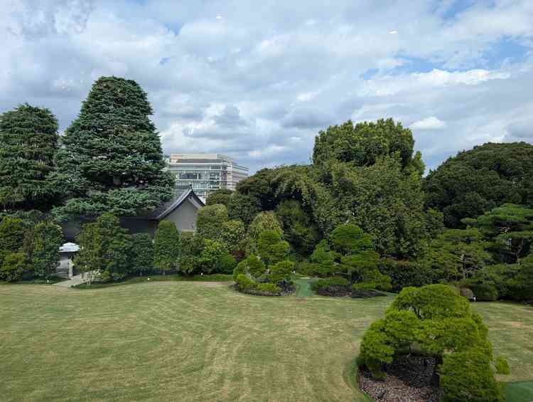 歓談の時間が取れるお庭