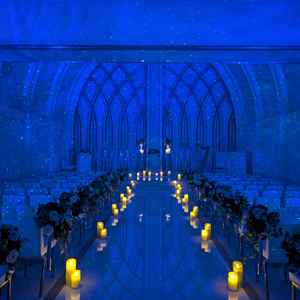 星空のような照明に変更できた際のチャペル