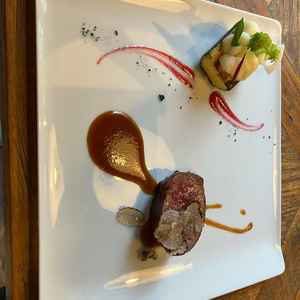 料理4、メイン肉料理