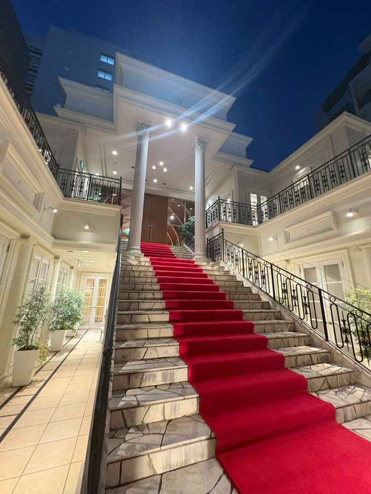 チャペル前の階段