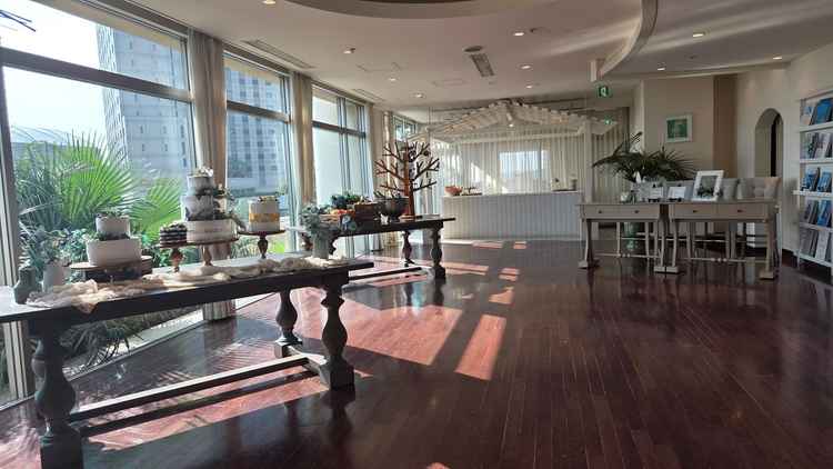 広々した待ち合わせスペース