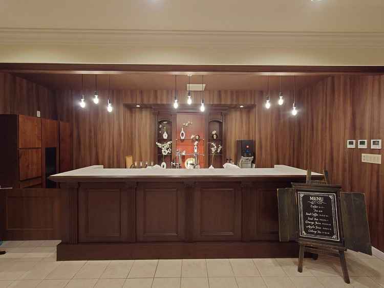 ゲストのためのウェルカムバー