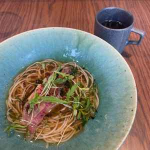 締めは麺、という結婚式では珍しいコースメニュー。とても美味しかったです。